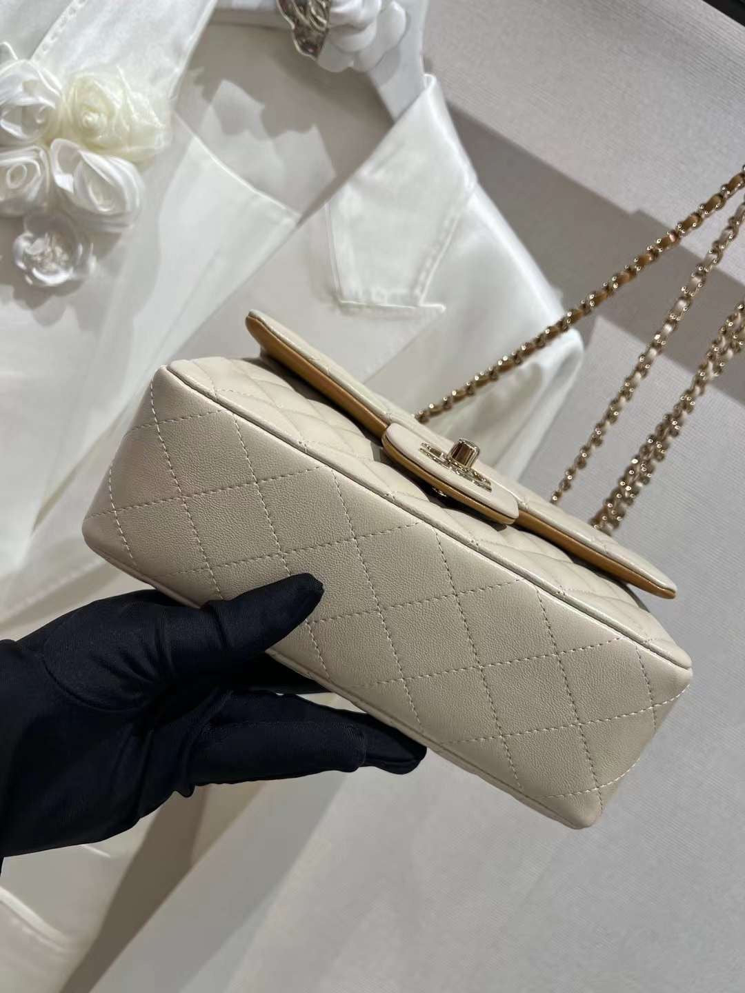 CHANEL Flap Bag With Top Handle Beige Size 20x9x13 cm