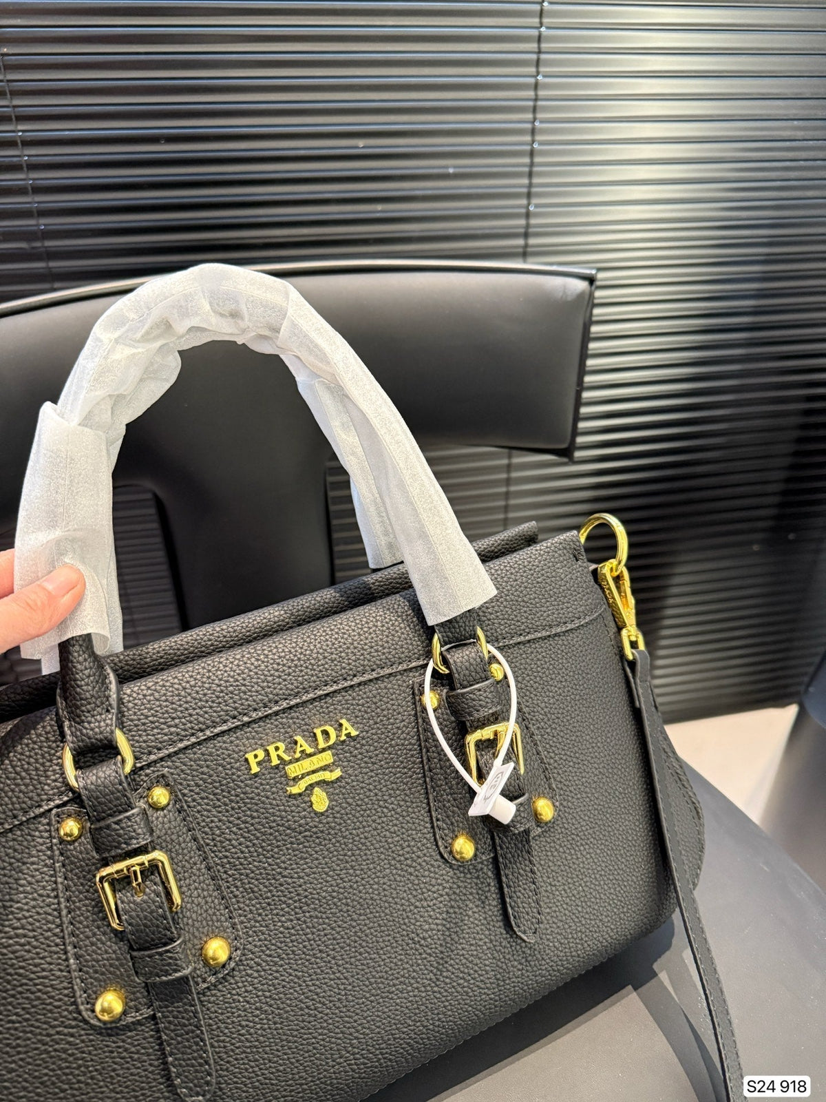 Prada New Tote Bag Black 35x19cm