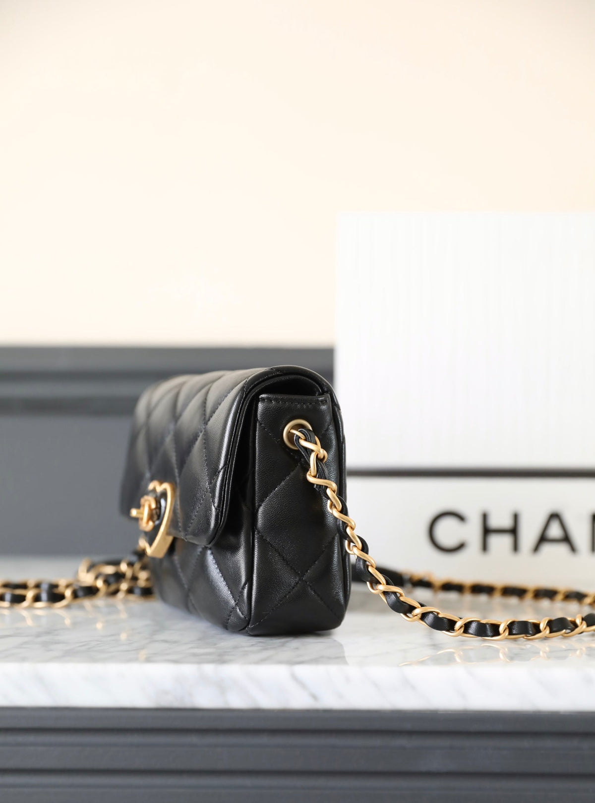 CHANEL Heart Casual Style Flap Bag Lambskin Chain Plain Leather Party Style