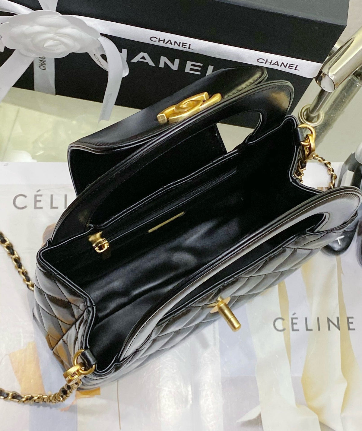 CC Mini Shopping Bag Shiny Aged Calfskin & Gold-Tone Metal Black 13 x 19 x 7 cm