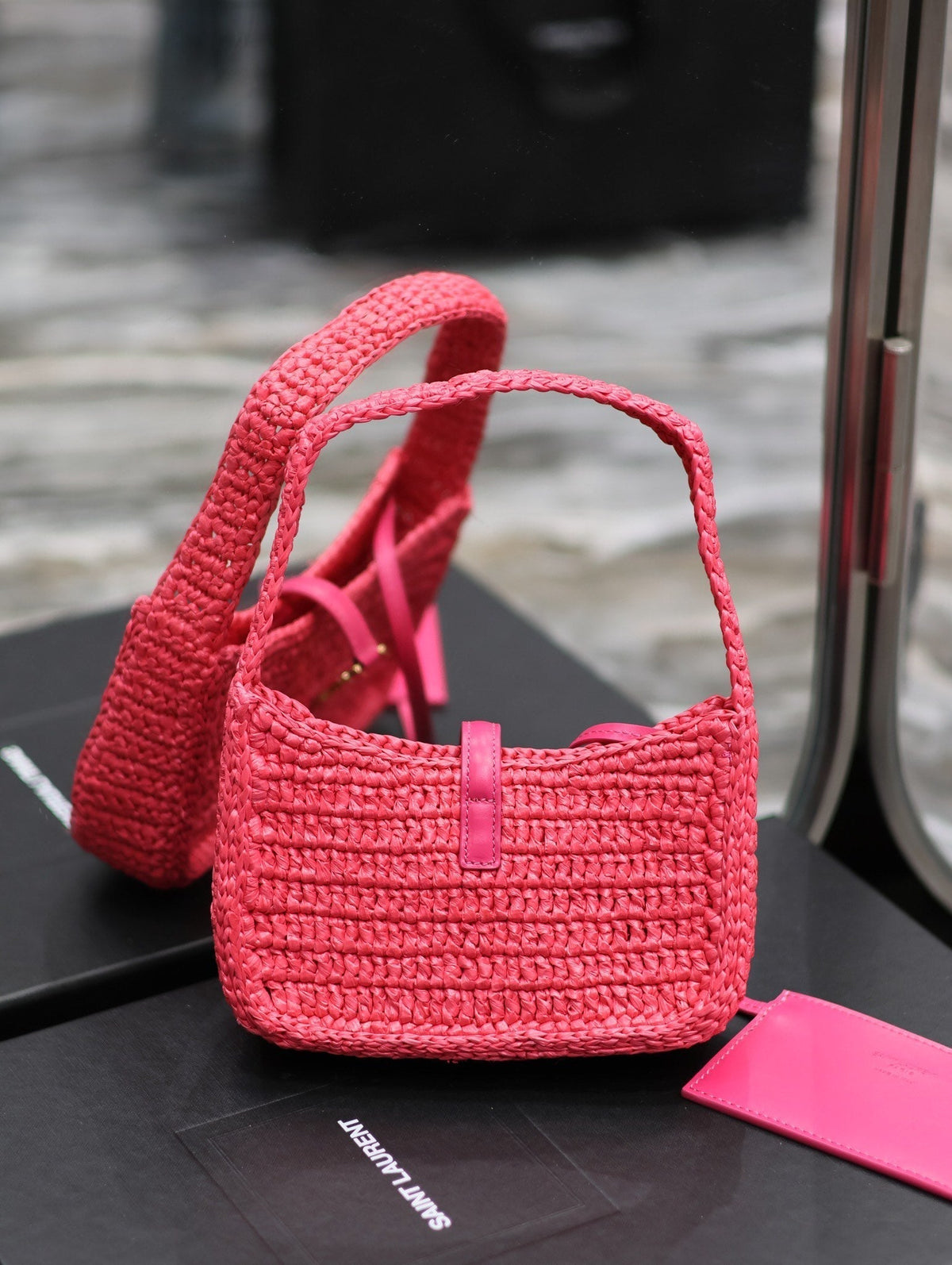 YSL Le 5 À 7 Mini In Raffia Pink - 19 X 11.5 X 4.5 CM