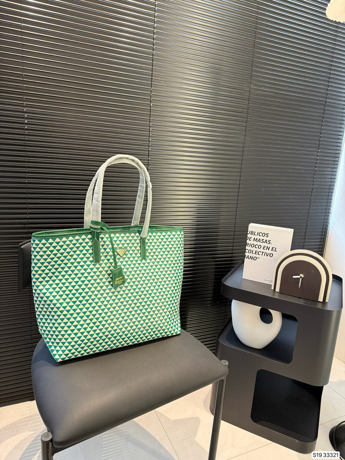 Prada Fashion Shopping Tote Bag 35x31cm