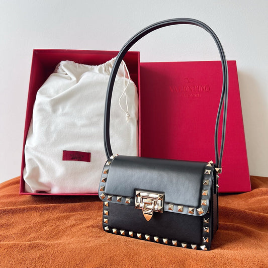 Valentino Garavani Rockstud Shoulder Black Bag - 18.5x12x8cm