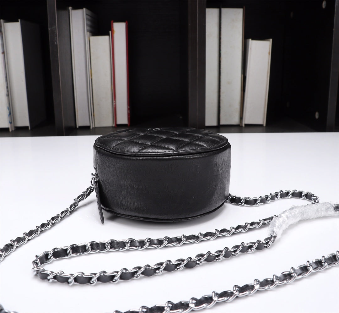 CHANEL Lambskin Quilted Round Clutch With Chain Black
