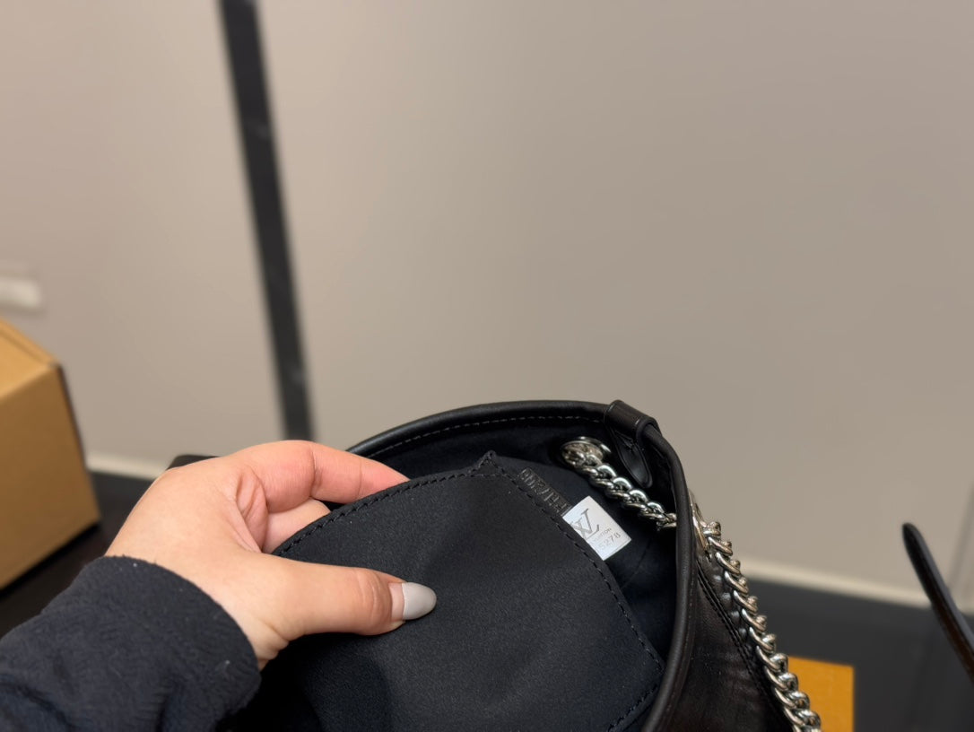 Louis Vuitton LV Carryall Chain Black Tote Bag
