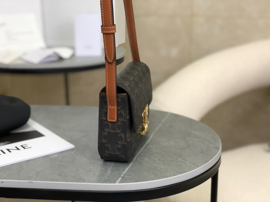 CELINE Triomphe Shoulder Bag In Triomphe Canvas And Calfskin Black 20 x 10 x 4 cm