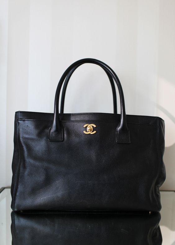 Chanel Executive Cerf Tote Handbag