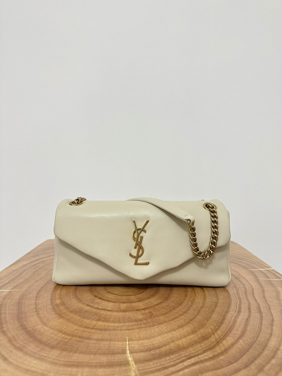 YSL SAINT LAURENT Calypso chain bag size 26x14x7 cm