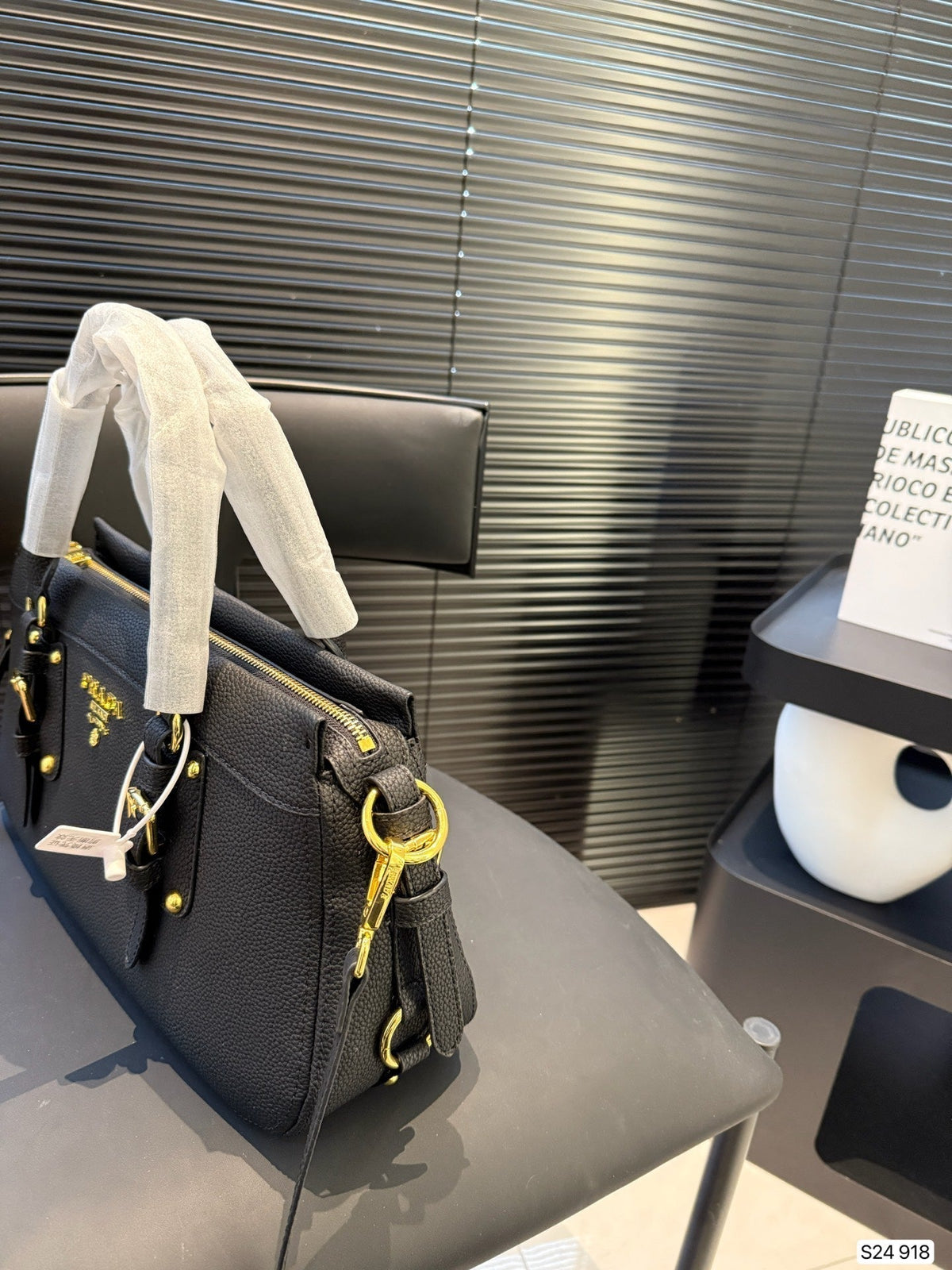 Prada New Tote Bag Black 35x19cm