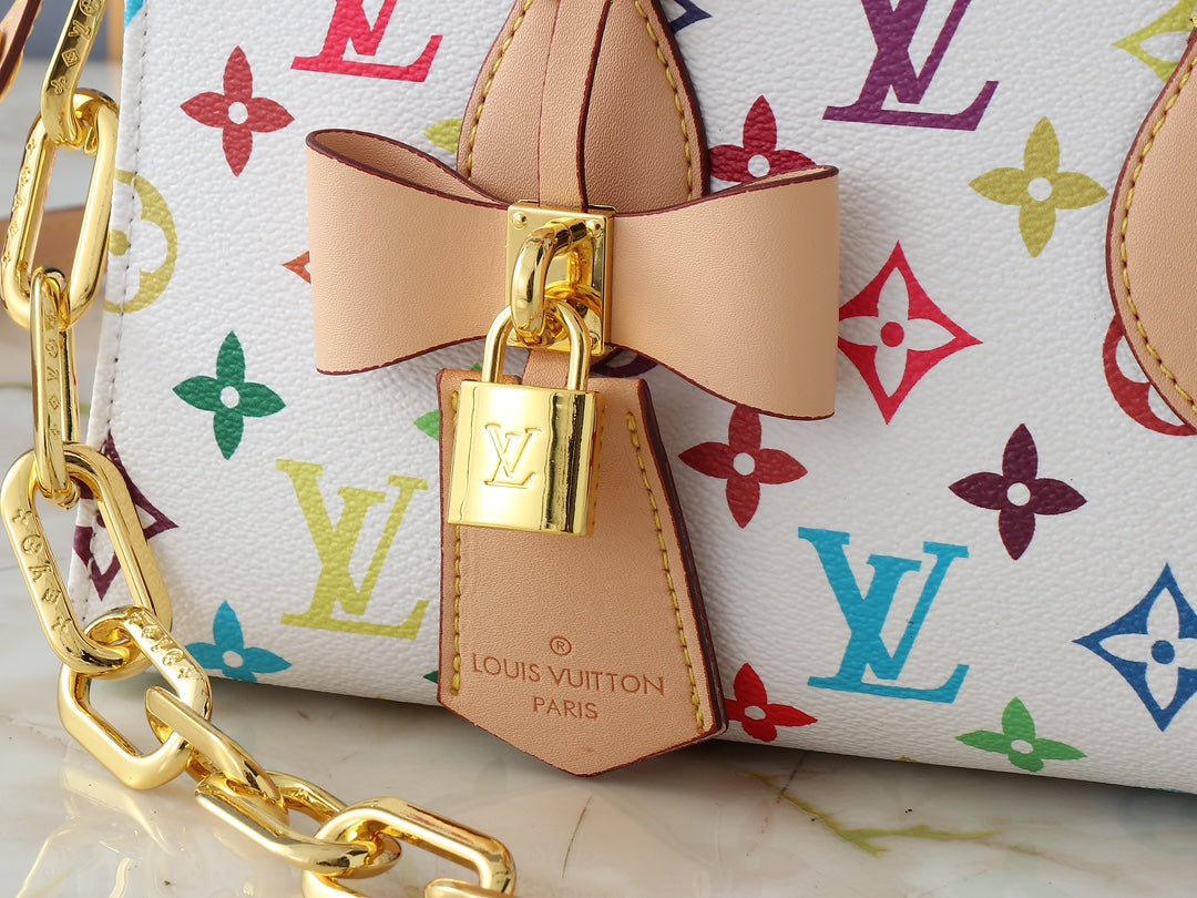 Louis Vuitton LV OnTheGo East West Handbag 25x13x10cm