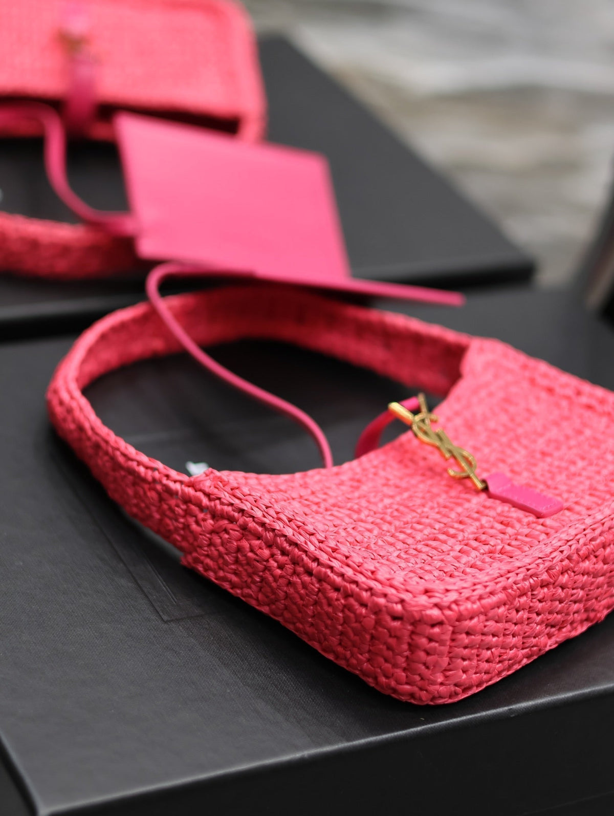 YSL Le 5 À 7 Mini In Raffia Pink - 19 X 11.5 X 4.5 CM