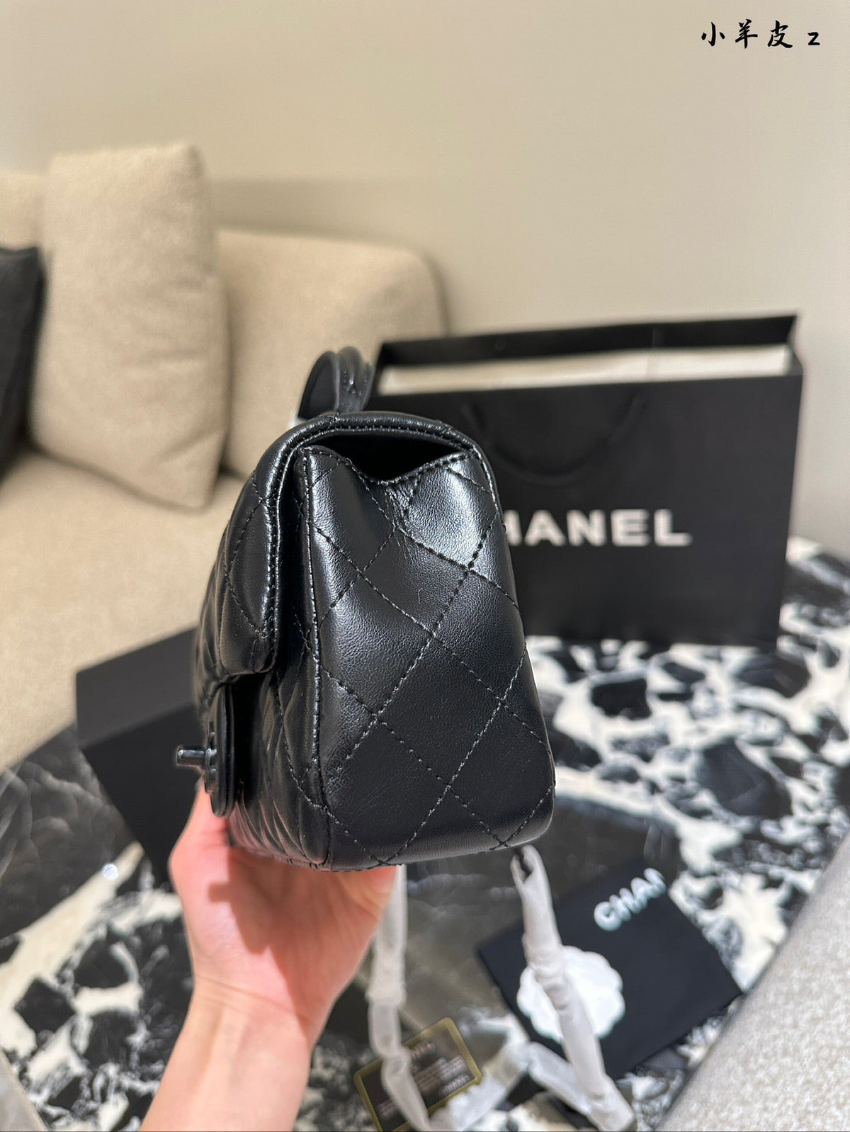 CHANEL Classic Black Lambskin Tote Bag 20×13×9cm