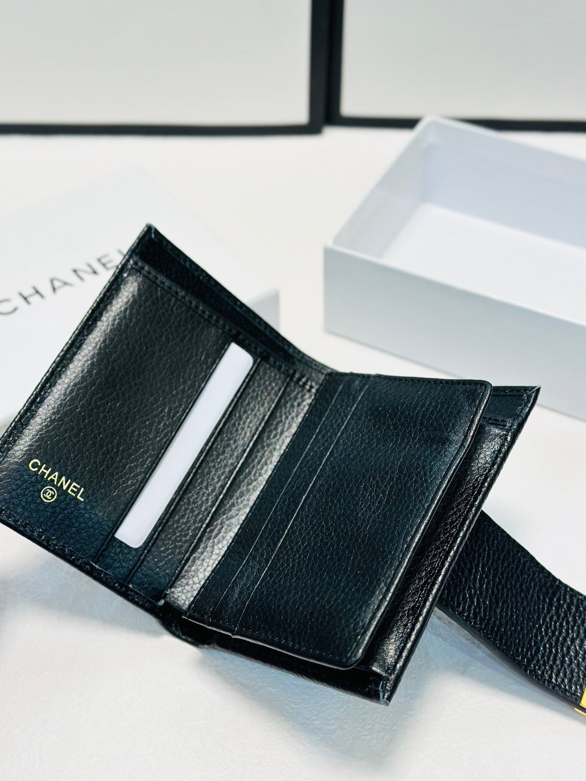 Gucci Black Short Wallet Mini Purse - 12x10cm