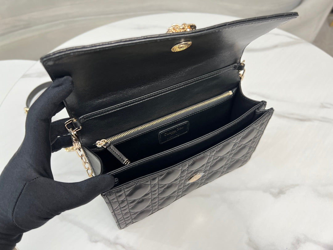 Miss Dior Bag Black 24 x 14 x 7.5 cm
