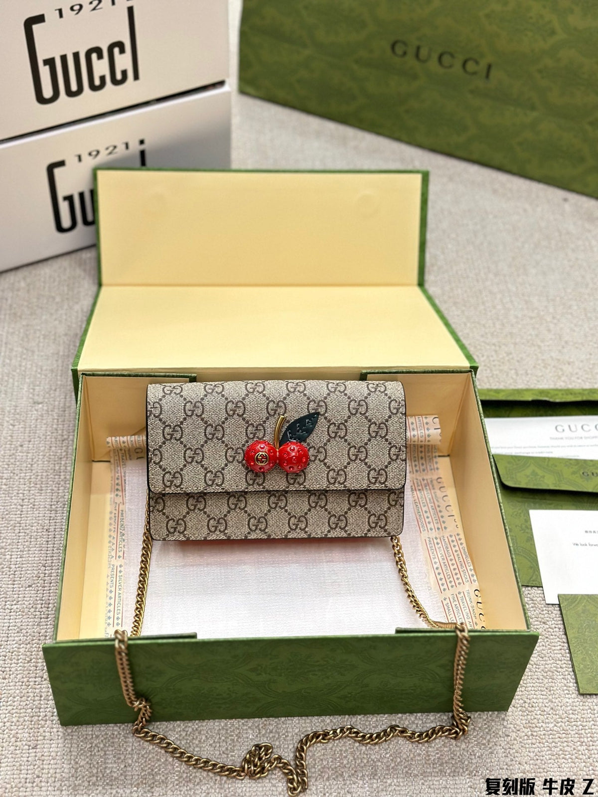 Gucci Cherry Bag Three-Dimensional Rhinestone Shoulder Bag