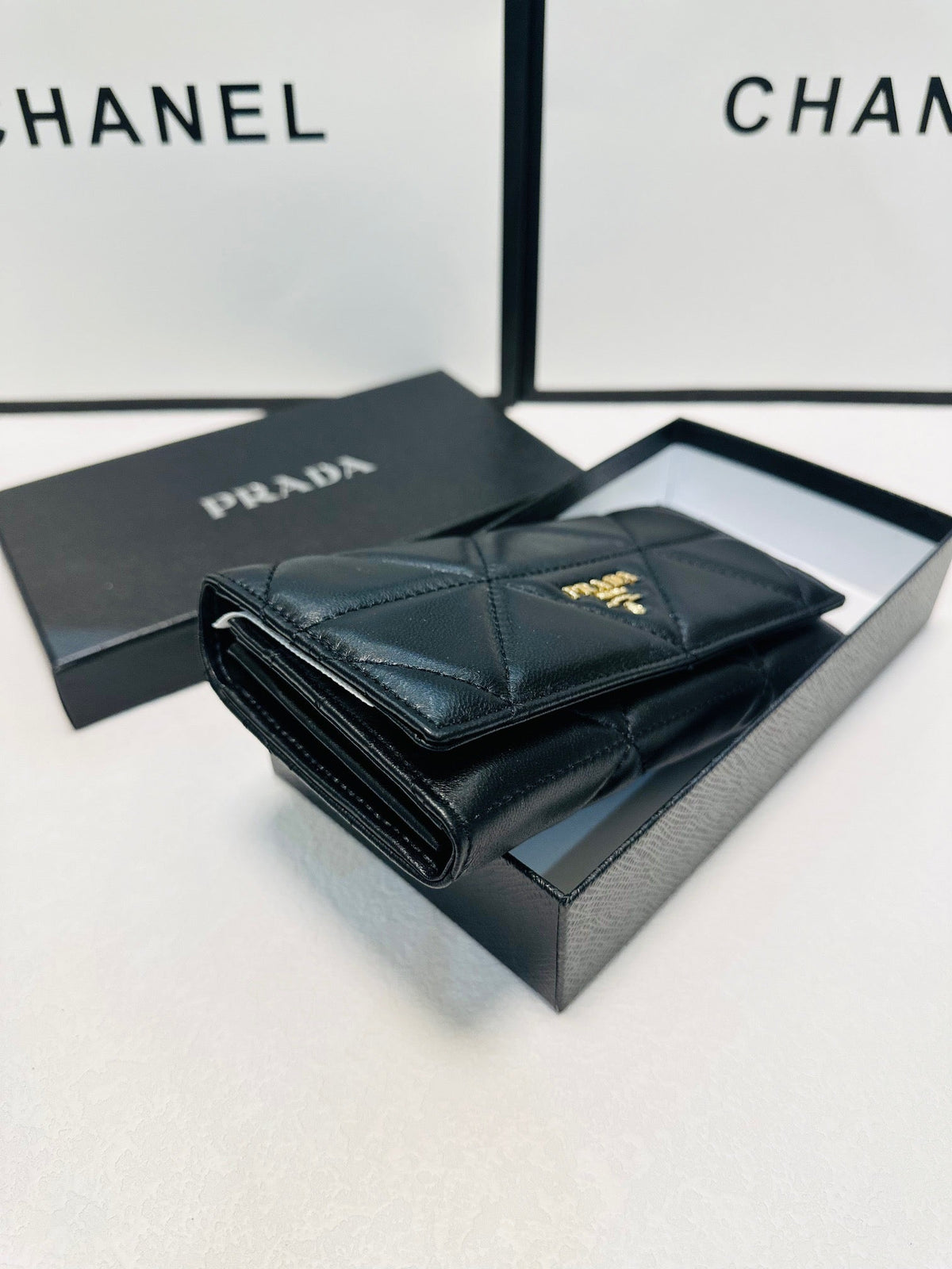 Prada Long Leather Wallet In Black 19x10cm
