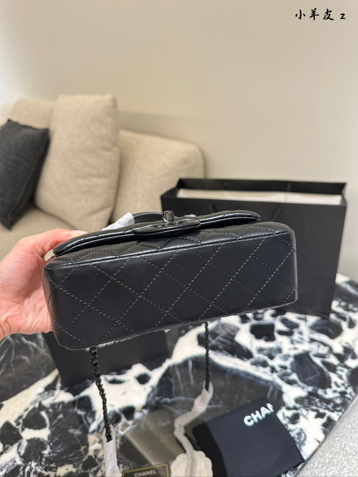 CHANEL Classic Black Lambskin Tote Bag 20×13×9cm