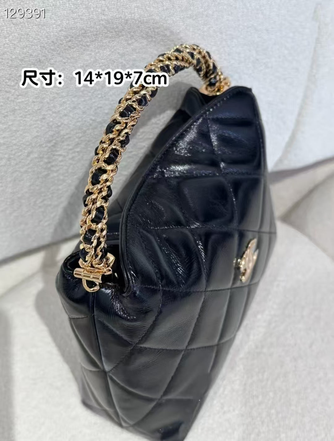 CHANEL CC 24b twist chain handle hobo lunch box bag 14×18.5×7cm