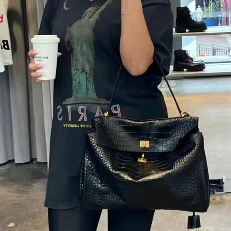 BALENCIAGA Rodeo leather tote