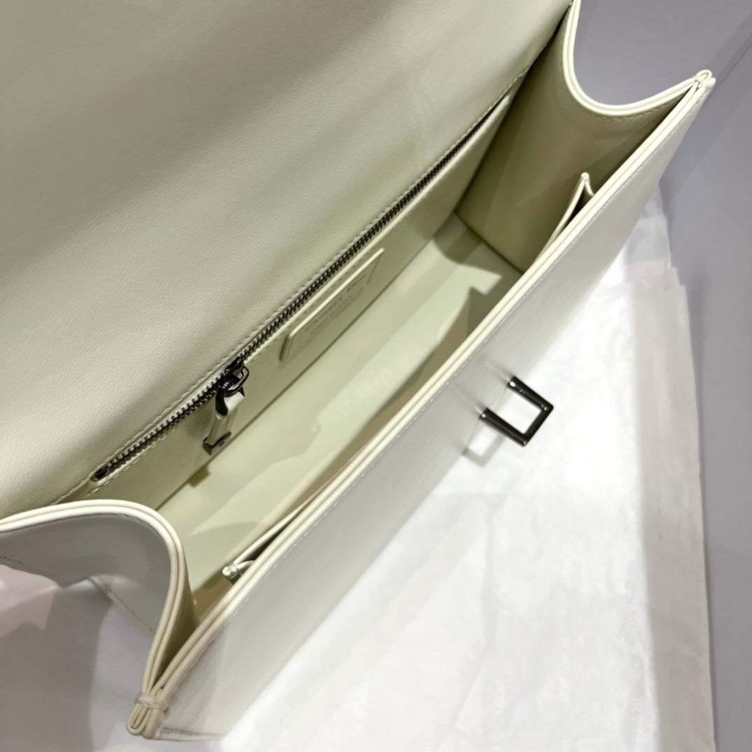 Dior Montaigne Bag White
