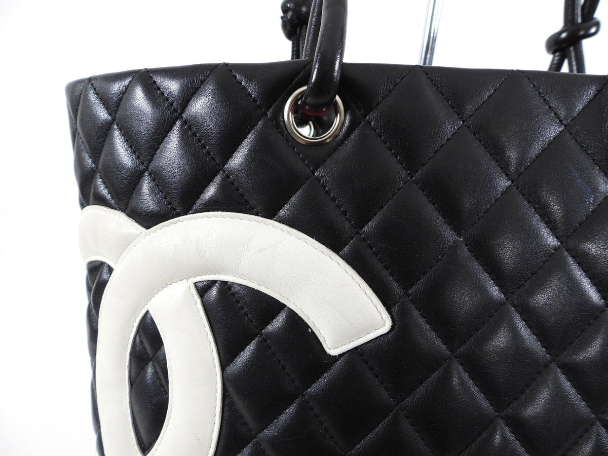CHANEL Quilted Cambon Black and White CC Tote Bag 34x25x15cm