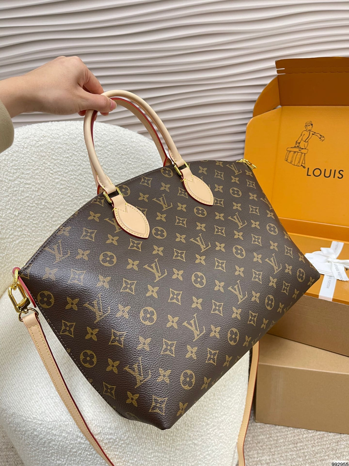 Louis Vuitton 21st Century Monogram Boetie PM satchel 32 x 13 x 29 cm